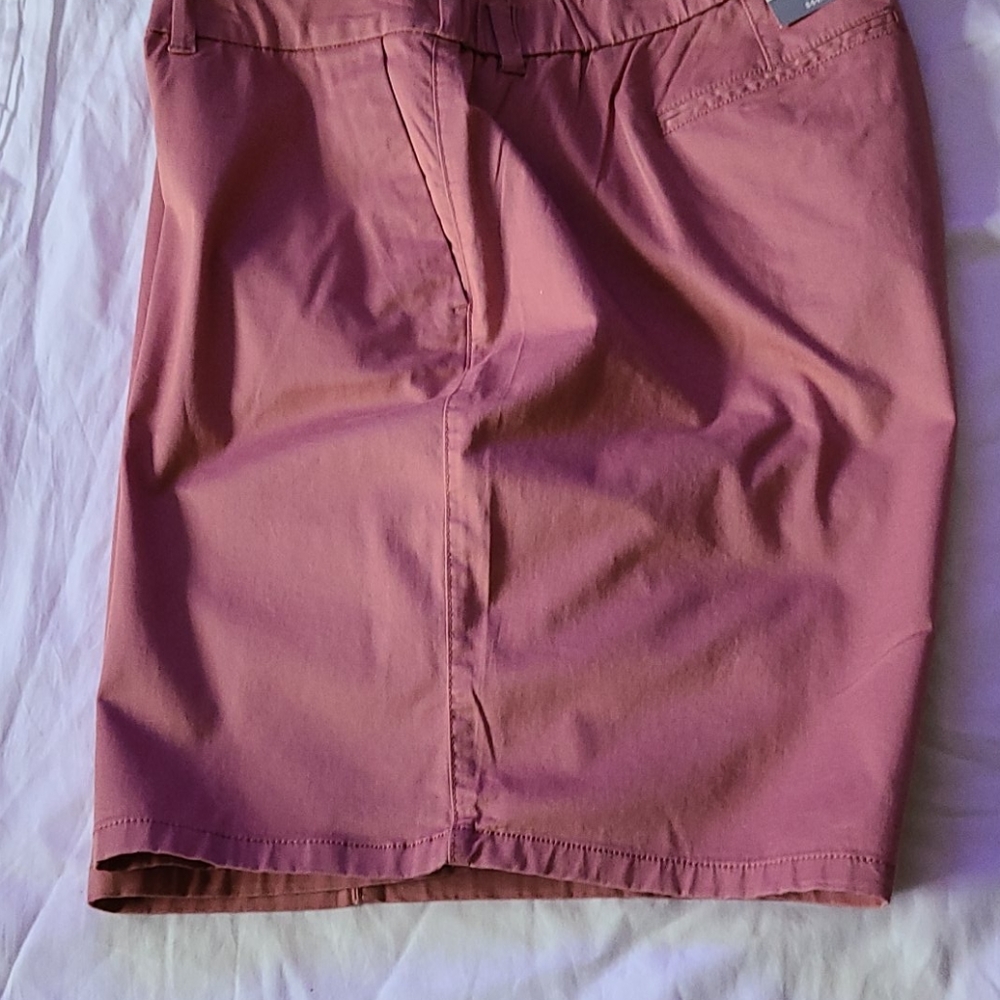 Style & Co Bermuda Short - 24W Rose Gold - Picture 2 of 11